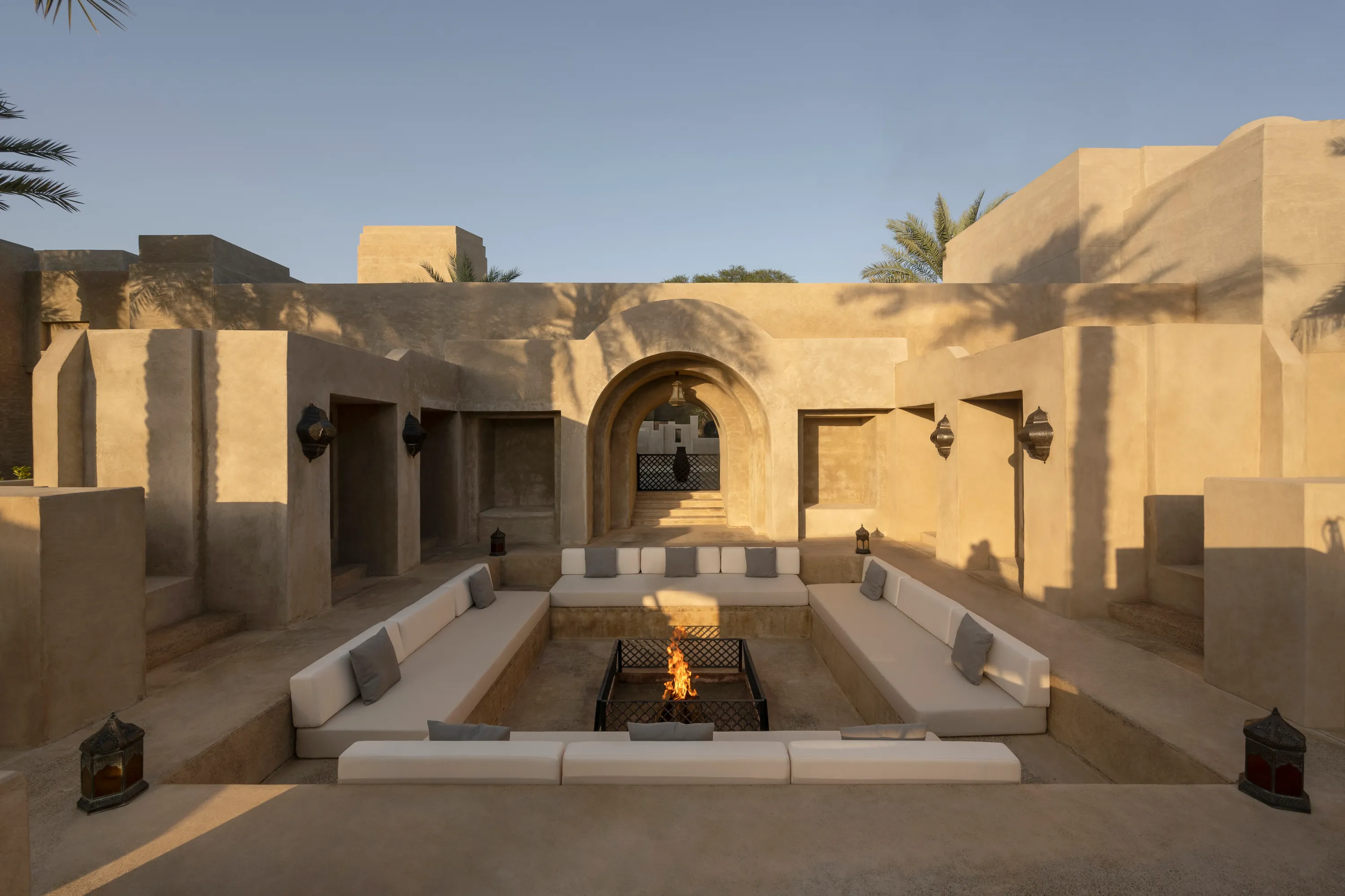 Bab Al Shams desert resort, Yamammi campaign location